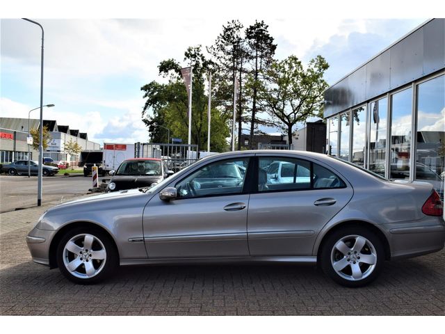 Mercedes-Benz E-Klasse (foto 1)