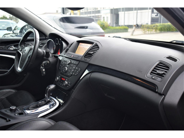 Opel Insignia (foto 10)