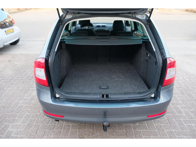 Škoda Octavia (foto 13)