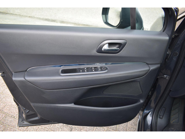 Peugeot 3008 (foto 16)