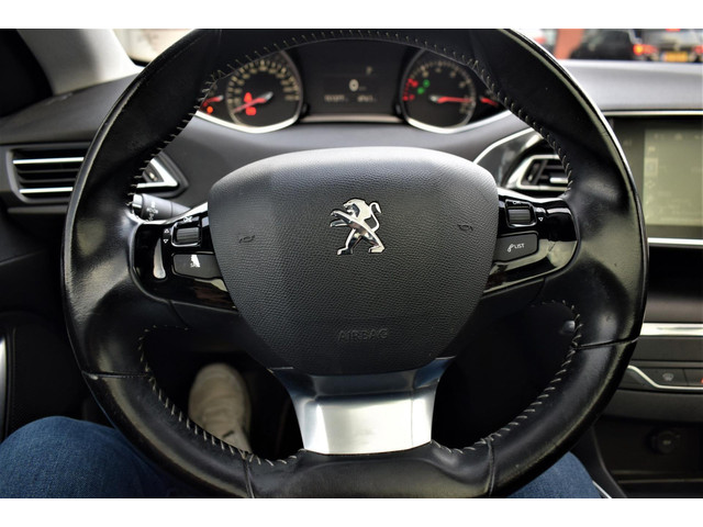 Peugeot 308 (foto 14)