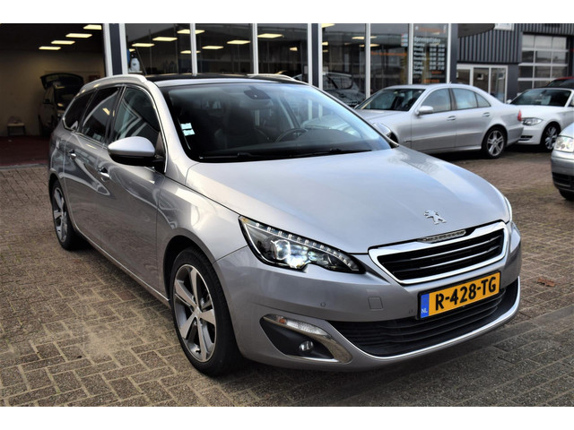 Peugeot 308 (foto 6)