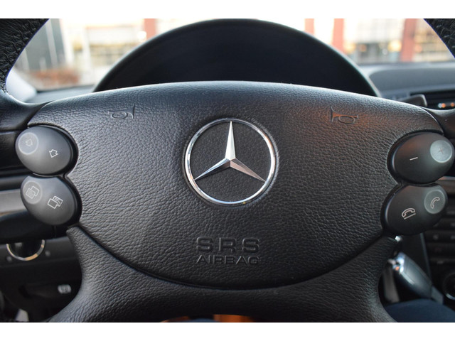 Mercedes-Benz E-Klasse (foto 16)
