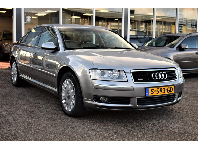 Audi A8 (foto 5)