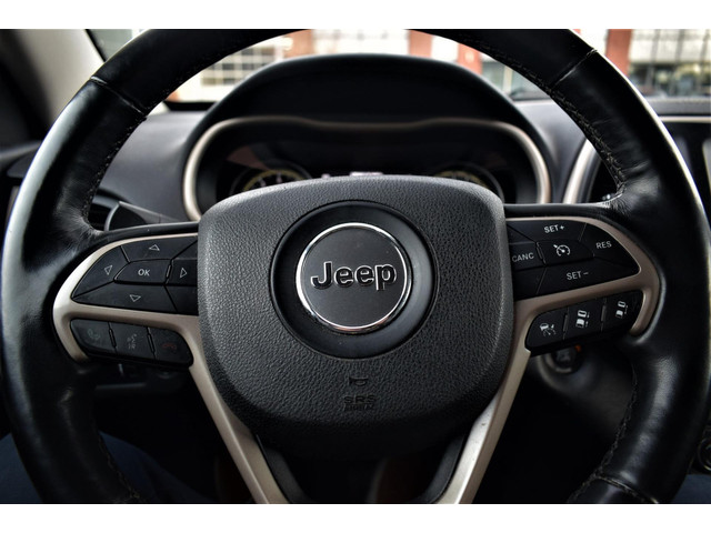 Jeep Cherokee (foto 13)