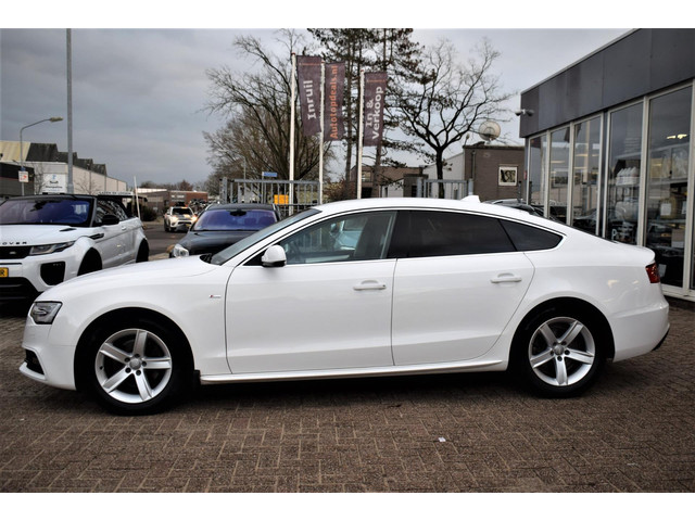 Audi A5 (foto 1)