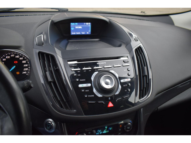 Ford Kuga (foto 10)