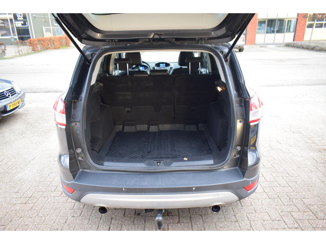 Ford Kuga (foto 14)