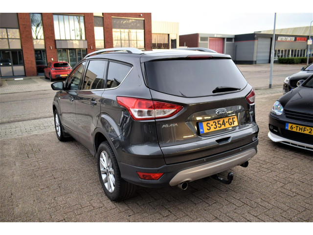 Ford Kuga (foto 2)