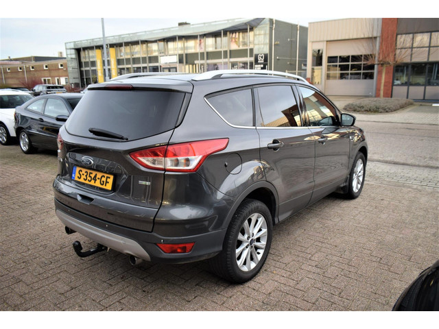 Ford Kuga (foto 4)