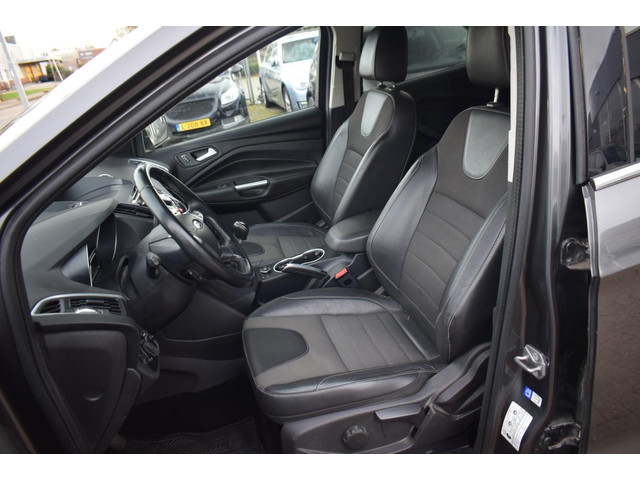 Ford Kuga (foto 8)