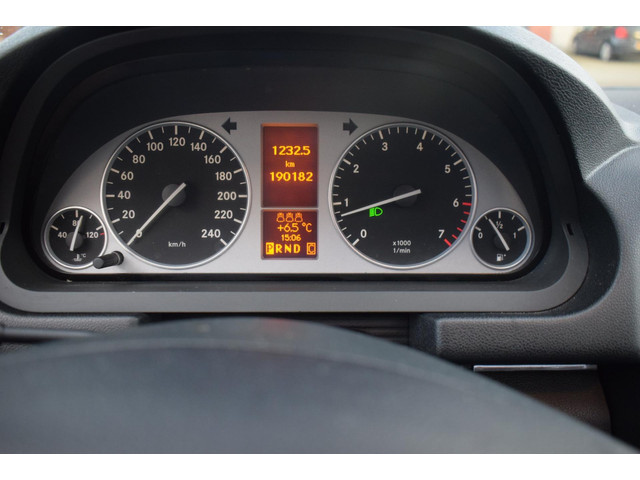Mercedes-Benz B-Klasse (foto 16)