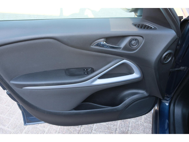 Opel Zafira (foto 12)
