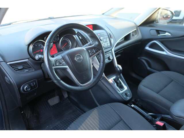 Opel Zafira (foto 8)