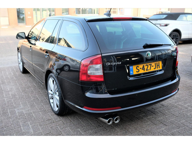 Škoda Octavia (foto 2)