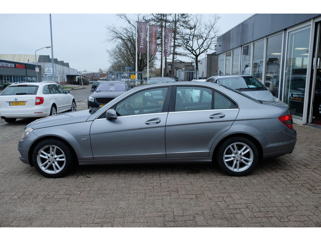 Mercedes-Benz C-Klasse (foto 1)
