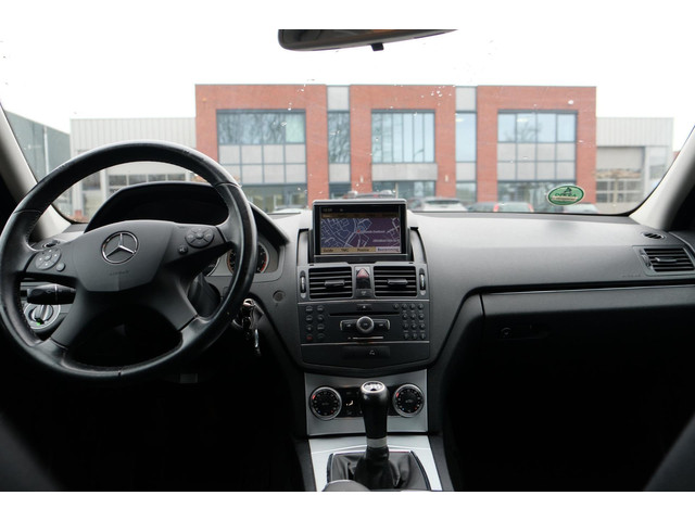 Mercedes-Benz C-Klasse (foto 10)