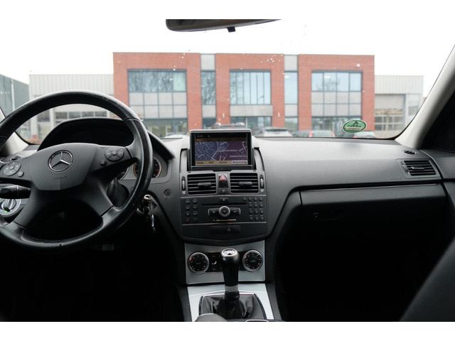 Mercedes-Benz C-Klasse (foto 9)