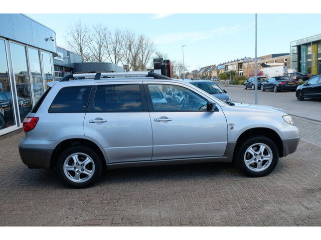 Mitsubishi Outlander Sport (foto 5)