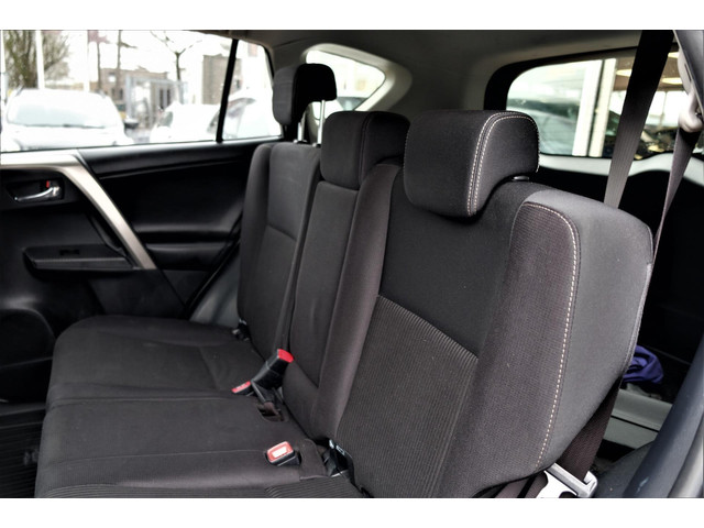 Toyota RAV4 (foto 11)