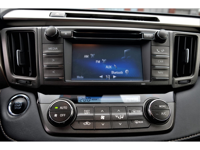 Toyota RAV4 (foto 15)