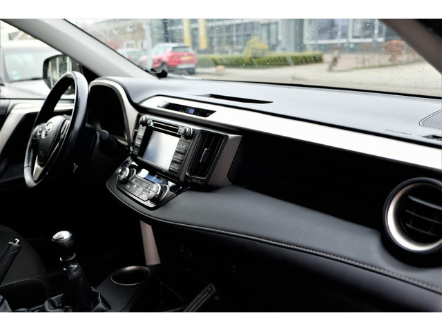 Toyota RAV4 (foto 9)
