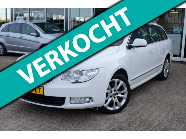 Skoda Superb Combi 1.8 TSI Elegance Business Line | PANORAMADAK | STOELVERWARMING | CLIMATE CONTROL | CRUISE CONTROL | ELEKTRISCH