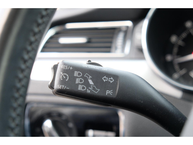 Škoda Superb (foto 14)