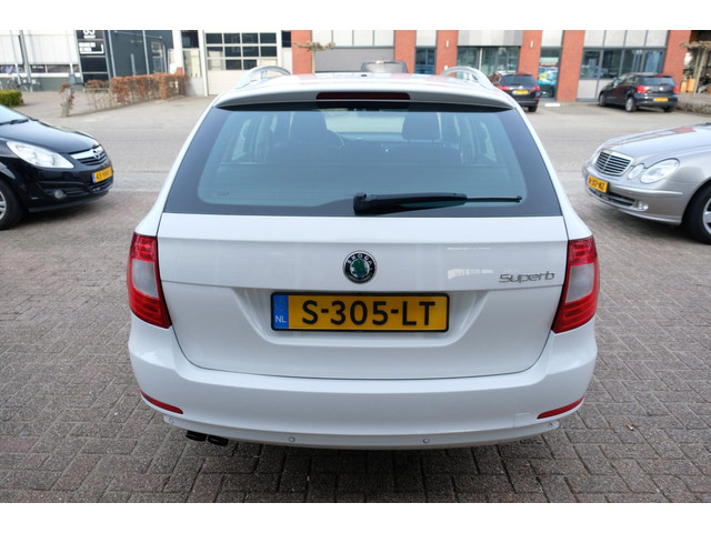 Škoda Superb (foto 3)