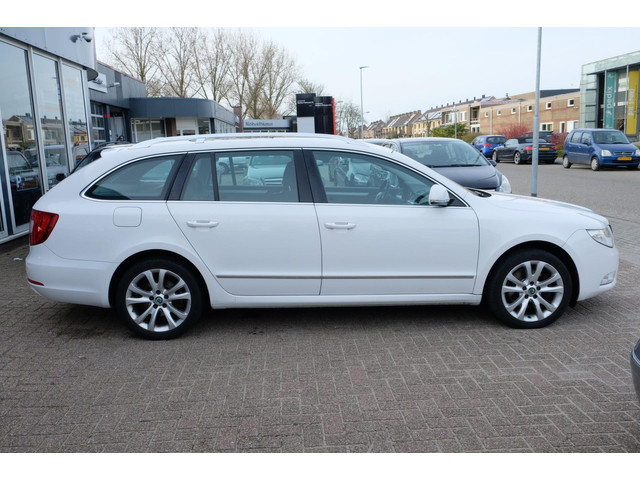 Škoda Superb (foto 5)