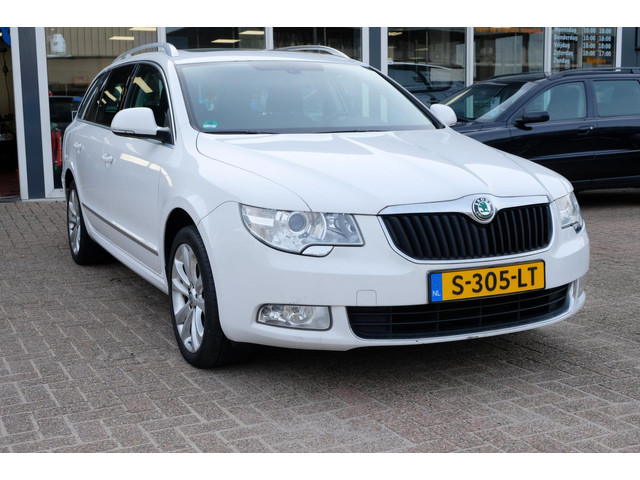 Škoda Superb (foto 6)