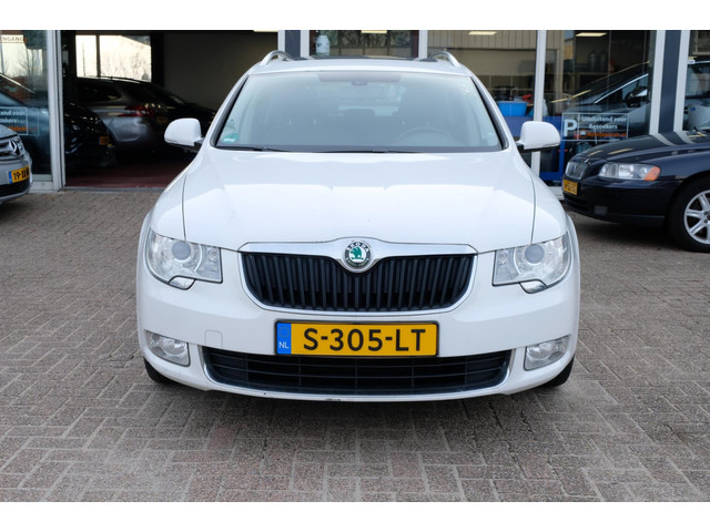 Škoda Superb (foto 7)