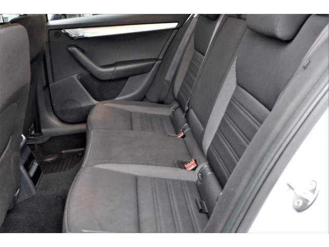 Škoda Octavia (foto 10)