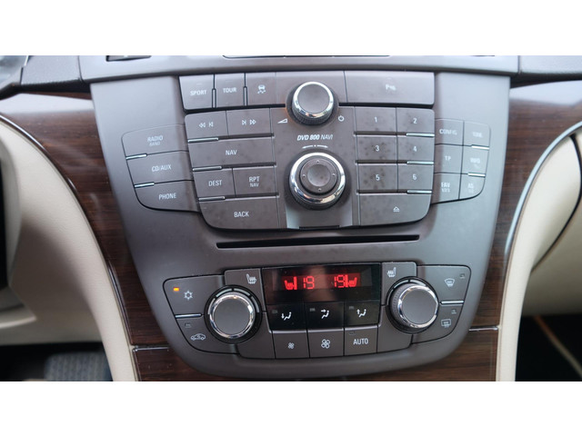 Opel Insignia (foto 15)