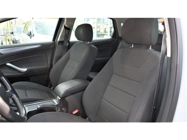 Ford Mondeo (foto 10)