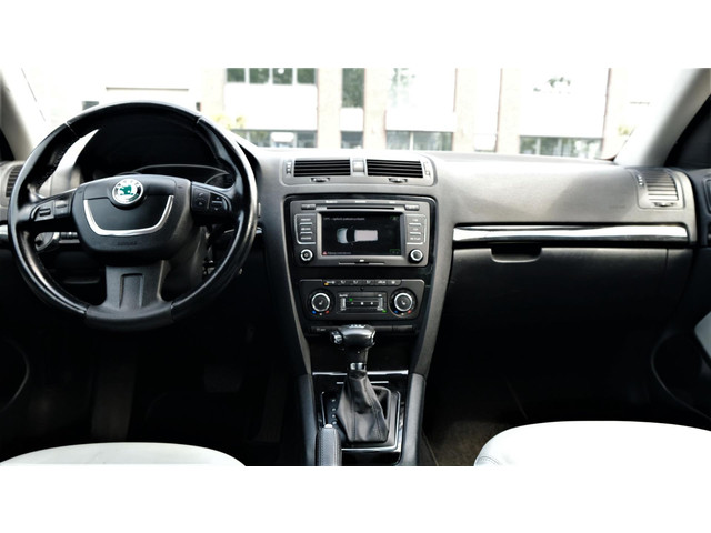 Škoda Octavia (foto 15)