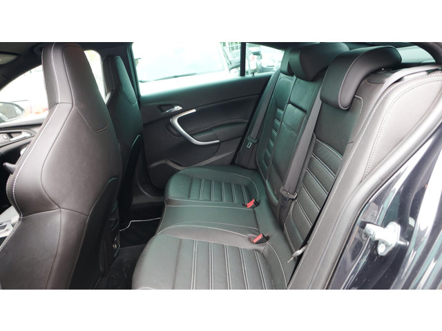 Opel Insignia (foto 13)