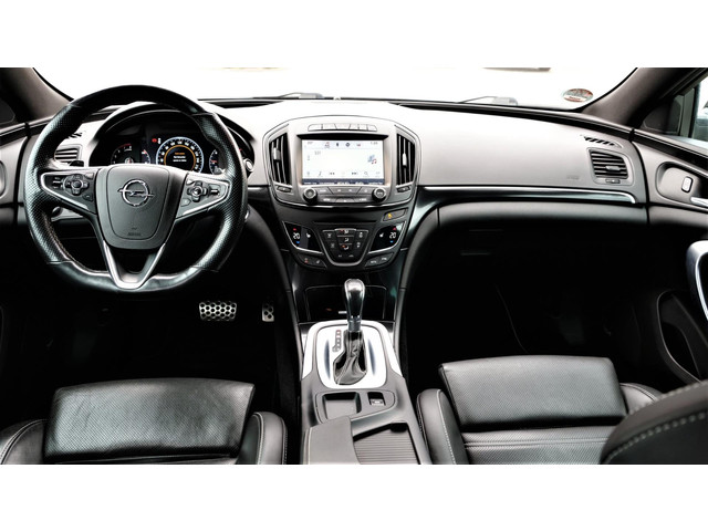 Opel Insignia (foto 16)