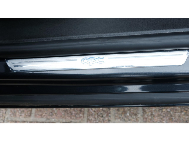 Opel Insignia (foto 21)