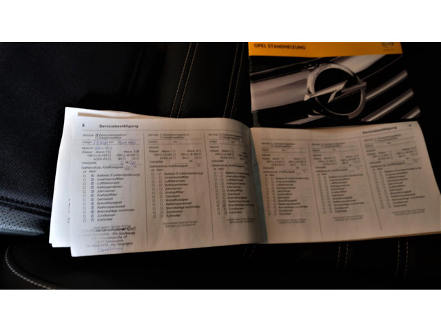 Opel Insignia (foto 34)