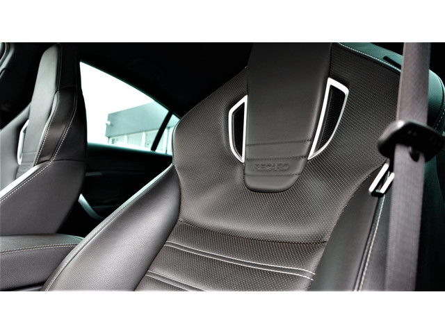 Opel Insignia (foto 9)