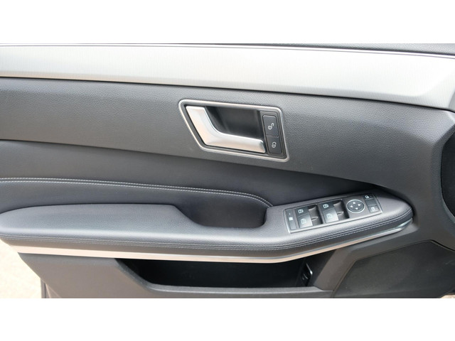 Mercedes-Benz E-Klasse (foto 15)