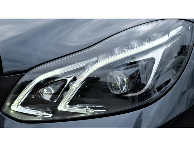Mercedes-Benz E-Klasse (foto 8)