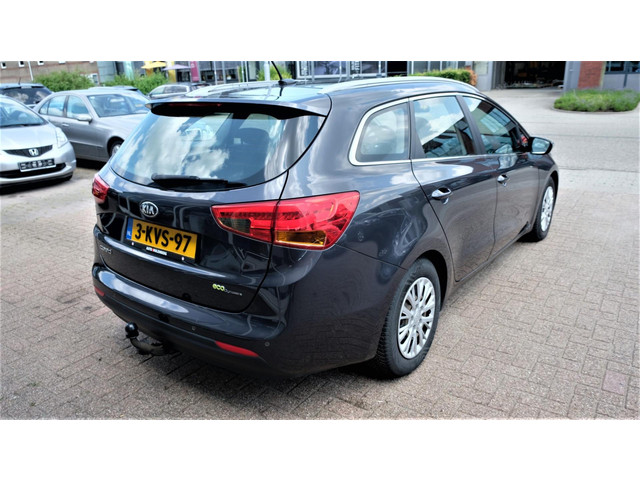 Kia cee'd (foto 4)