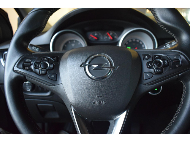 Opel Astra (foto 13)
