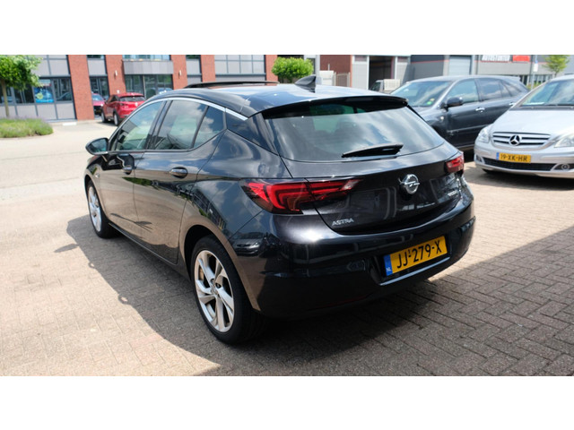 Opel Astra (foto 2)