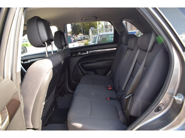Kia Sorento (foto 11)