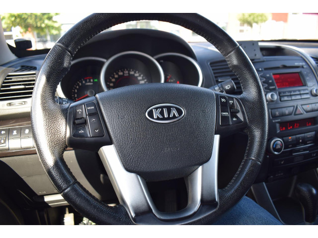 Kia Sorento (foto 19)