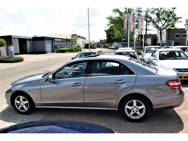 Mercedes-Benz E-Klasse (foto 1)