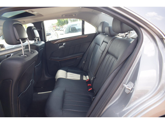 Mercedes-Benz E-Klasse (foto 11)